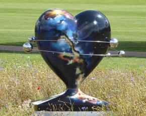 St Catherine�s Hospice, and their new HeART to Heart art trail